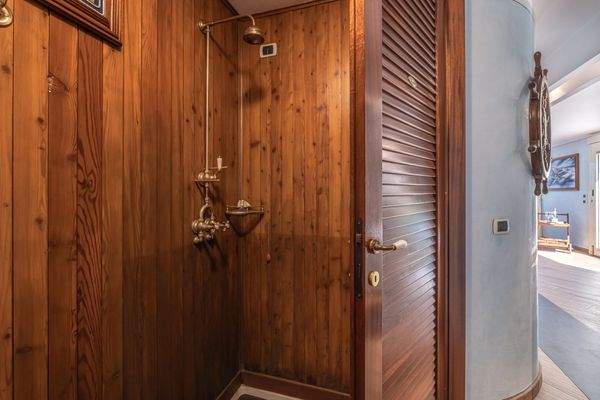 026-Yacht House-Desenzano-36.jpg