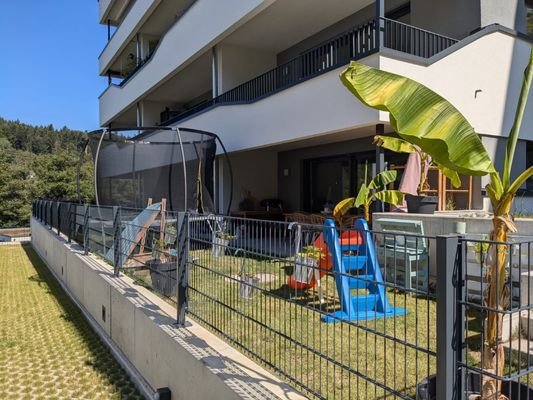 Wohnung mit Gartenanteil