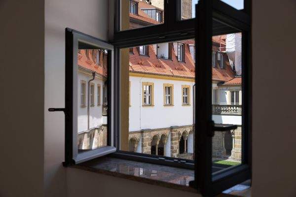 Blick zum Kreuzganghof