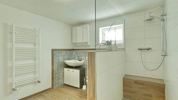 Das Tageslicht-Duschabd im KG