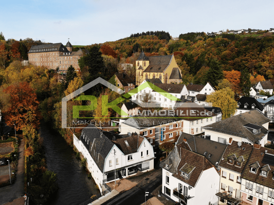 Ansicht Geschäftshaus vorne