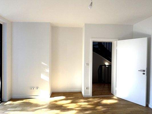 Schlafzimmer 1.OG. 1