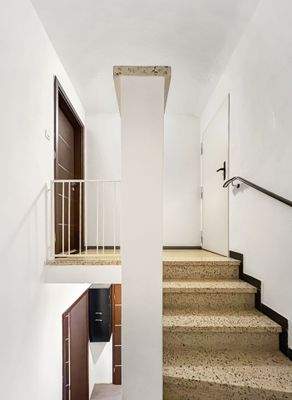 Treppenaufgang 1 OG zu 2 OG