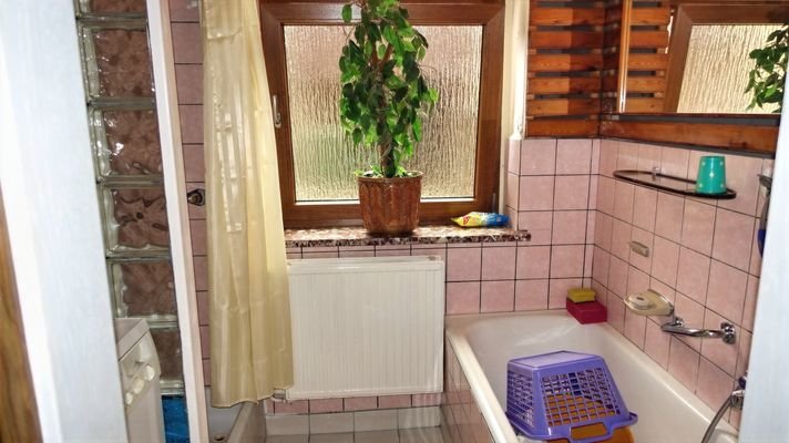 Bad im Erdgeschoss