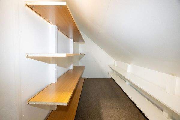 DG: begehbarer Kleiderschrank