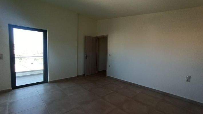 Kreta, Vlites: Modernes Apartment im 2.Stock mit Meer- und Bergblick zu verkaufen