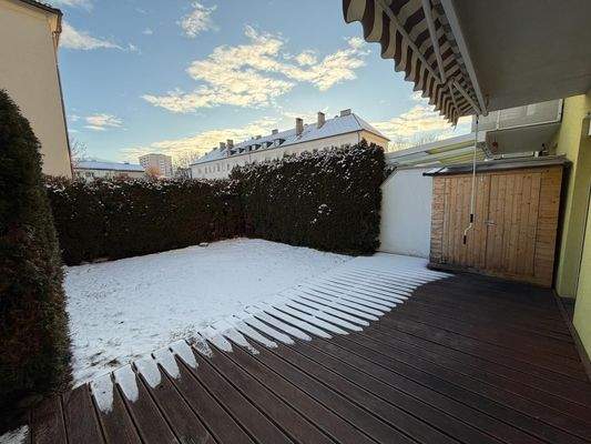 Eigengarten mit Terrasse