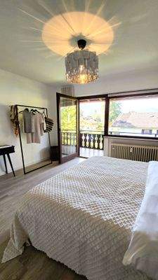 Schlafzimmer 1.2.jpg