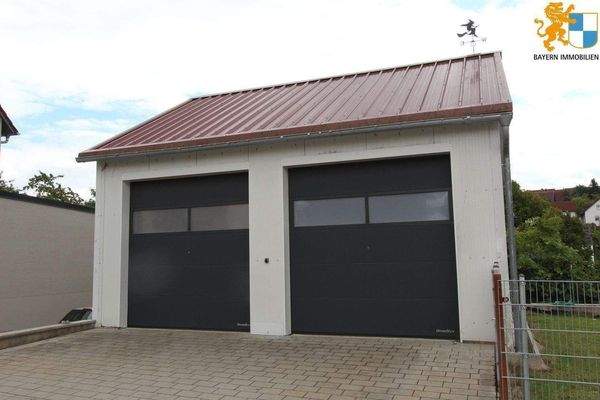 Nebengebäude als Doppelgarage &amp; Werkstatt  