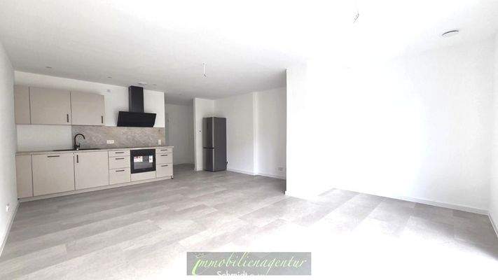 ETW 10 1. OG - Küchenrückwand wird noch fertiggestellt