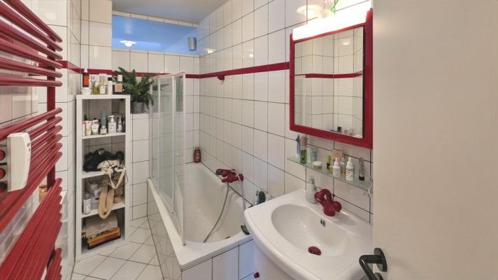 Badezimmer EG