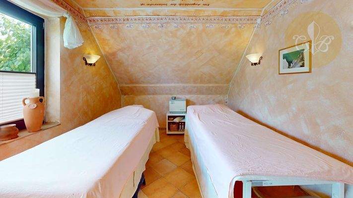 Behandlungszimmer2