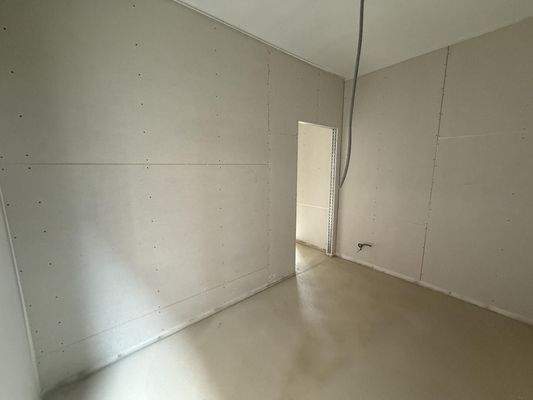 20250902_094856474_iOS