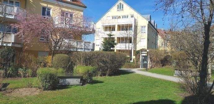 Zuhause zwischen Stadt und Land: Wohnen im Grünen