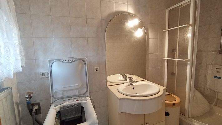 Wasch-/ Sommerküche Ansicht 2