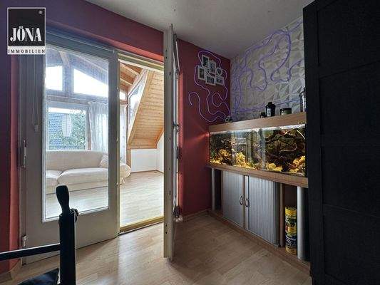 Übergangszimmer Neubau zu Altbau