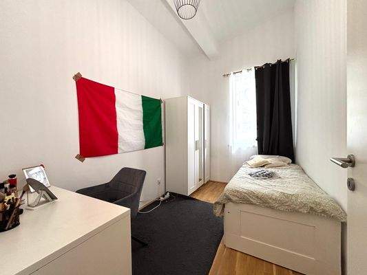 Schlafzimmer 2 .jpeg