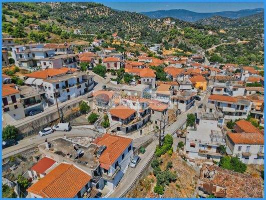 eb32c25f0b444e26811acd9df2b1b3bf-original