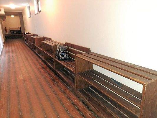 Gemeinschaftsraum für Skischuhe_A.jpg