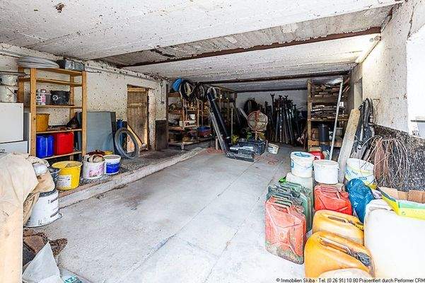 ehemaliger Stall Scheune rechts