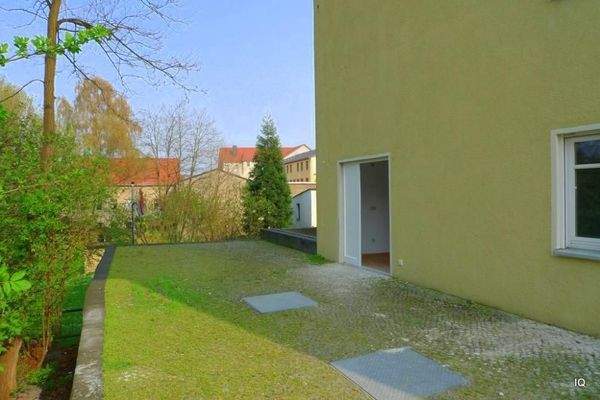 Eingangsbereich mit Terrasse