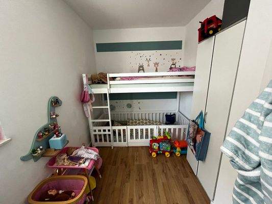 Kinderzimmer oder Büro