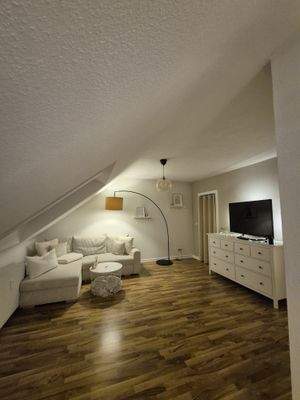 DachgeschossWohnzimmer.jpg