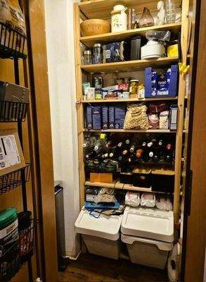 geräumiger Vorratsraum