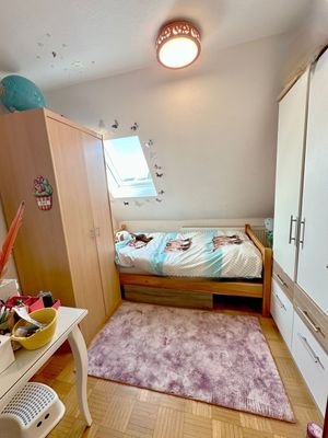 Kinderzimmer 3.jpg
