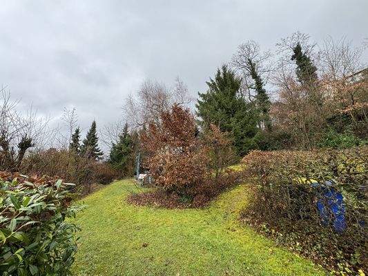 Einfahrt zum Gartengrundstück (Bauland)