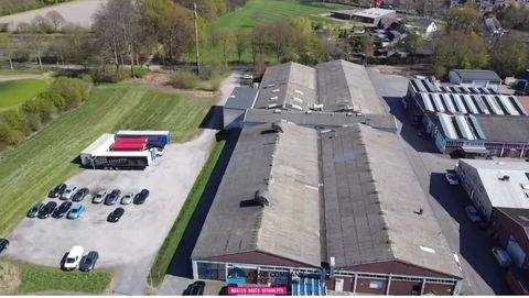 Issum Halle, Issum Hallenfläche