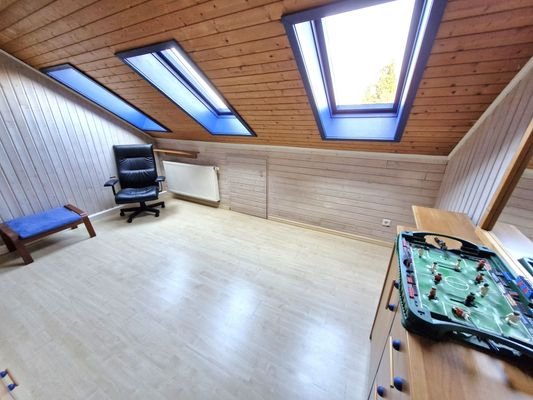eines der Kinderzimmer im Dachgeschoss