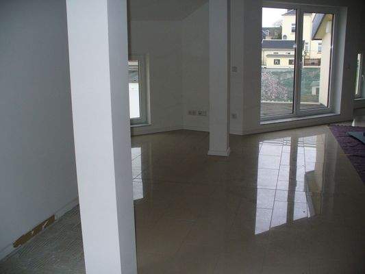 Wohnbereich rechts mit Balkon