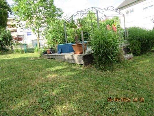 Garten Rückseite.JPG