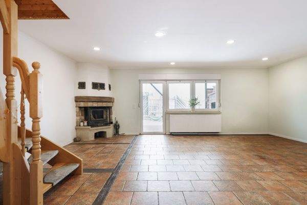 Wohnbereich mit Kamin