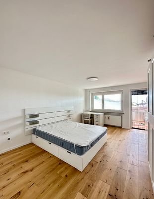 Zimmer mit Balkon 