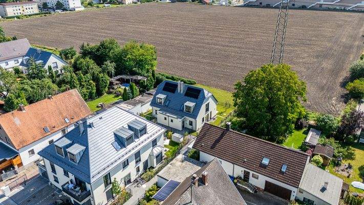 Blumenstr. 16a/b, Karlsfeld