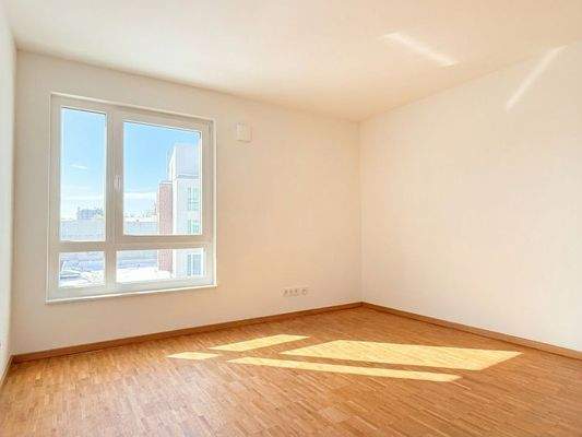 Schlafzimmer 1 Bild wurde mit Hilfe von Künstlicher Intelligenz optimiert.