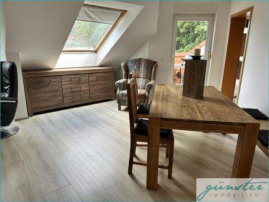 Esszimmer mit Zugang Balkon