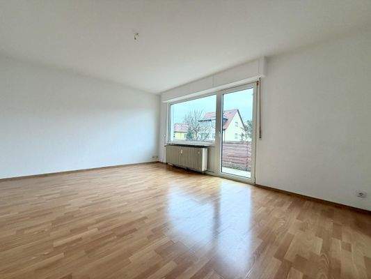 Wohnzimmer im 1. OG links