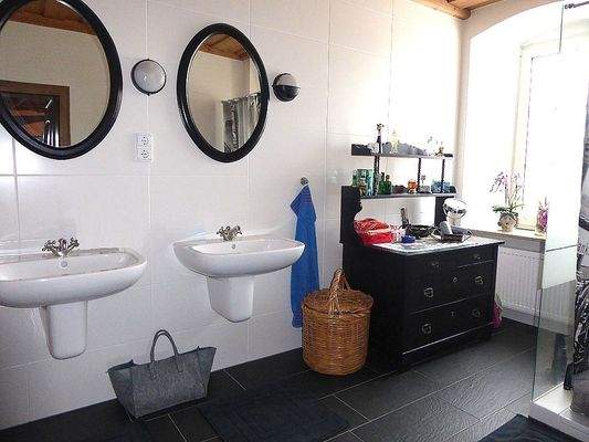 modernes Duschbad OG