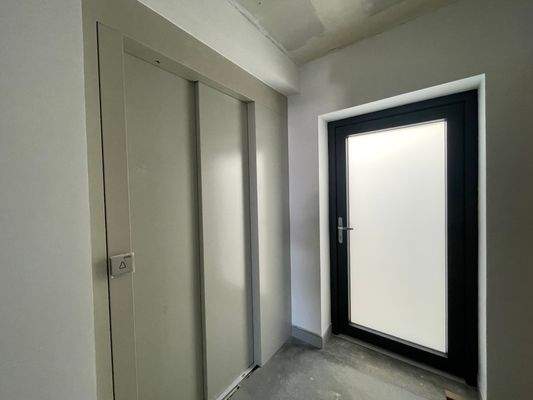 Aufzug bis in die TG