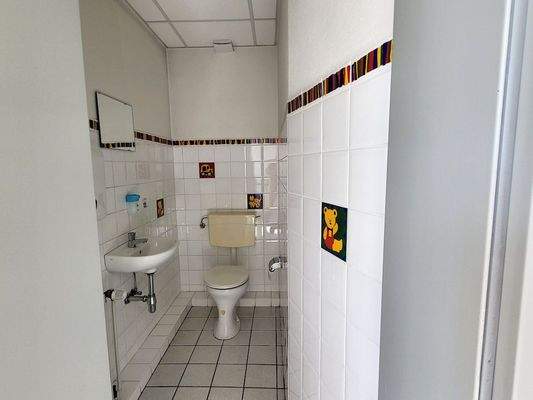 Direkt angrenzendes WC