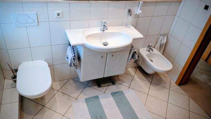 Bad 1 WC WB Bidet