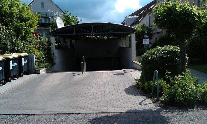 Kühnhausen Alter Stadtweg Außenanlage 004