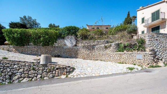 Baugrundstück mit Haus und Meerblick zu verkaufen in Galilea, Mallorca BHHS-BAL-0875