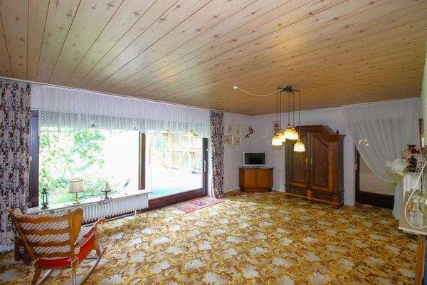 Wohnzimmer mit Terrassenzugang