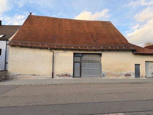 Grundstück mit Altbestand