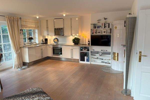 Küche und Mylin-Kachelofen