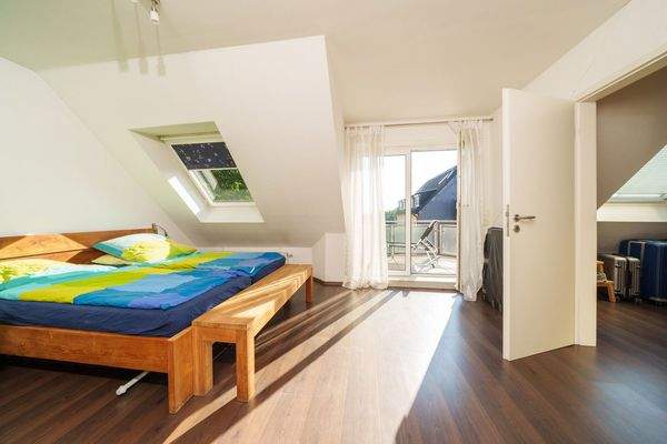 2.OG: Eltern Schlafzimmer